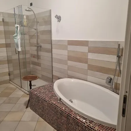 Tenuta Graziano Bed and breakfast Casalzuigno